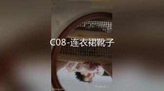 “好湿啊，流了好多水”敏感校服高中妹玩抠逼，手指伸得深入粉穴抠出白浆骚话撩人