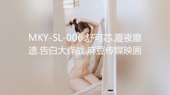 【爆乳女神究极核弹】秀人顶级巨乳女神『朱可儿』齐逼牛仔裤露骚丁微露逼唇 爆奶特写 趴在泳池边等你后入