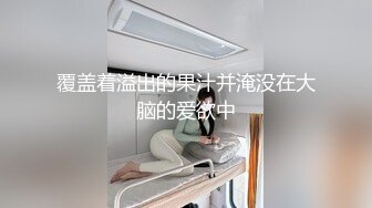 长发颜值妹子，露脸全裸自慰掰穴，粉嫩蝴蝶逼