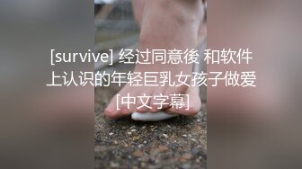 骚气美少妇线下约炮粉丝开房啪啪，特写口交舔屌带上套子骑乘，边操边摸大奶子，男的不得行搞几下JB软了