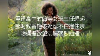 乖巧甜美颜值美少女居家床上自慰，脱光光无毛肥穴，揉搓小骚逼