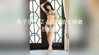 河原の物陰で人目を忍んで生着替えする美巨乳女を偶然目撃してしまった僕は… 2