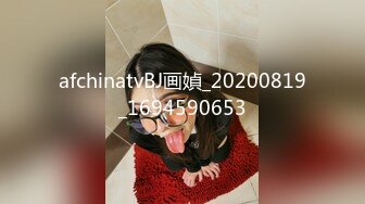 [MP4/ 350M] 绿帽老公带着美女老婆酒店找单男啪啪自己在旁边拍