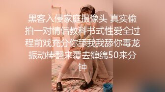 【偷拍系列】白床大屏幕主题_可爱小情侣，精力旺盛直接扒了全部衣服